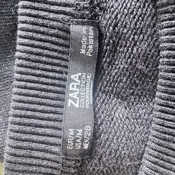 Zara Black Long Sleeve Sweatshirt Sweater - Picture 6 of 8